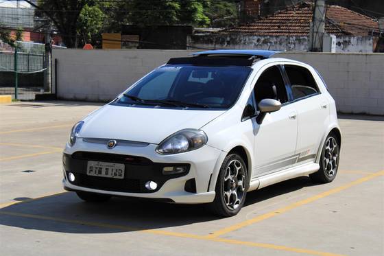 FIAT PUNTO 1.4 MPI 16V T-JET GASOLINA 4P MANUAL